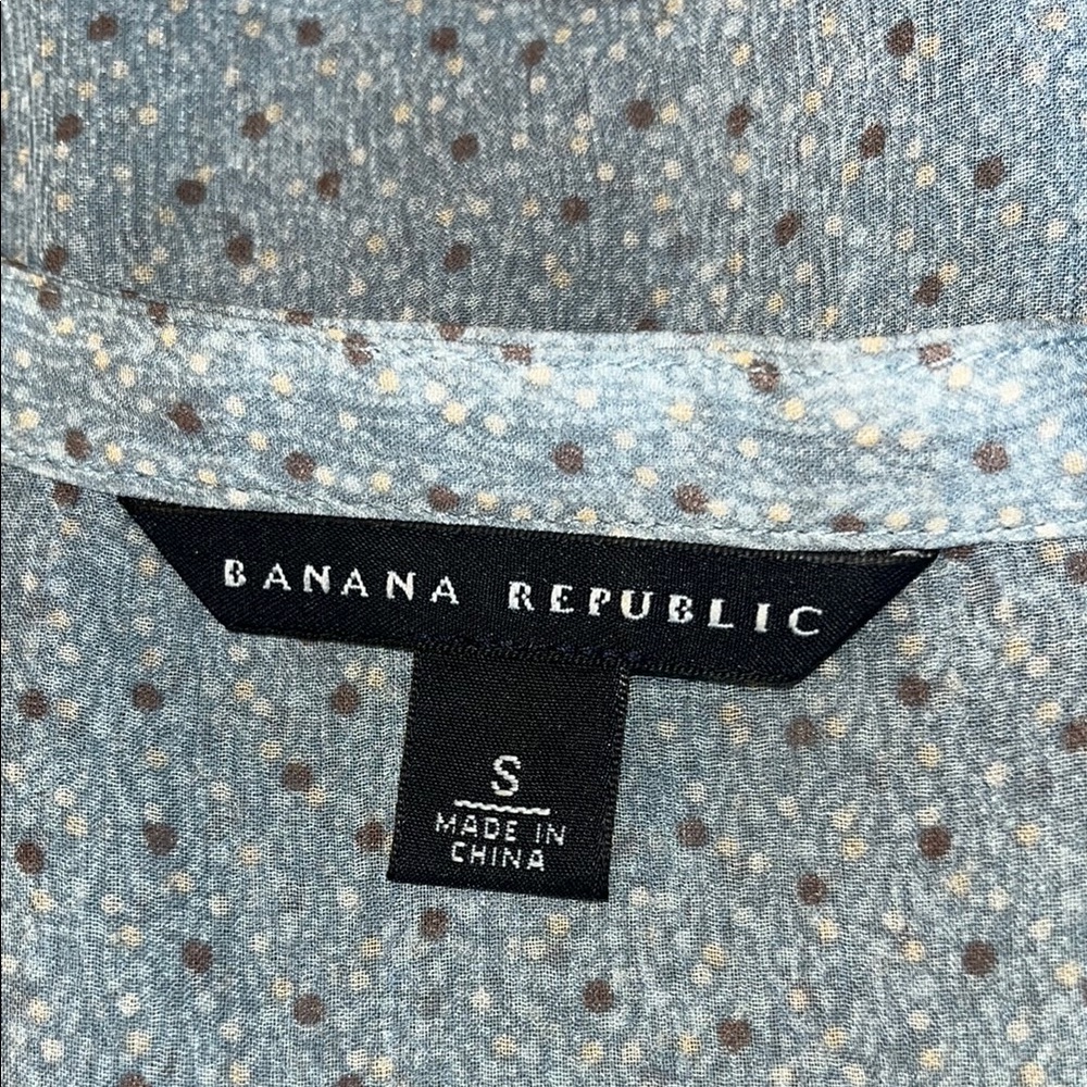 Banana Republic Blue Flutter Sleeve Blouse - Picture 3 of 3